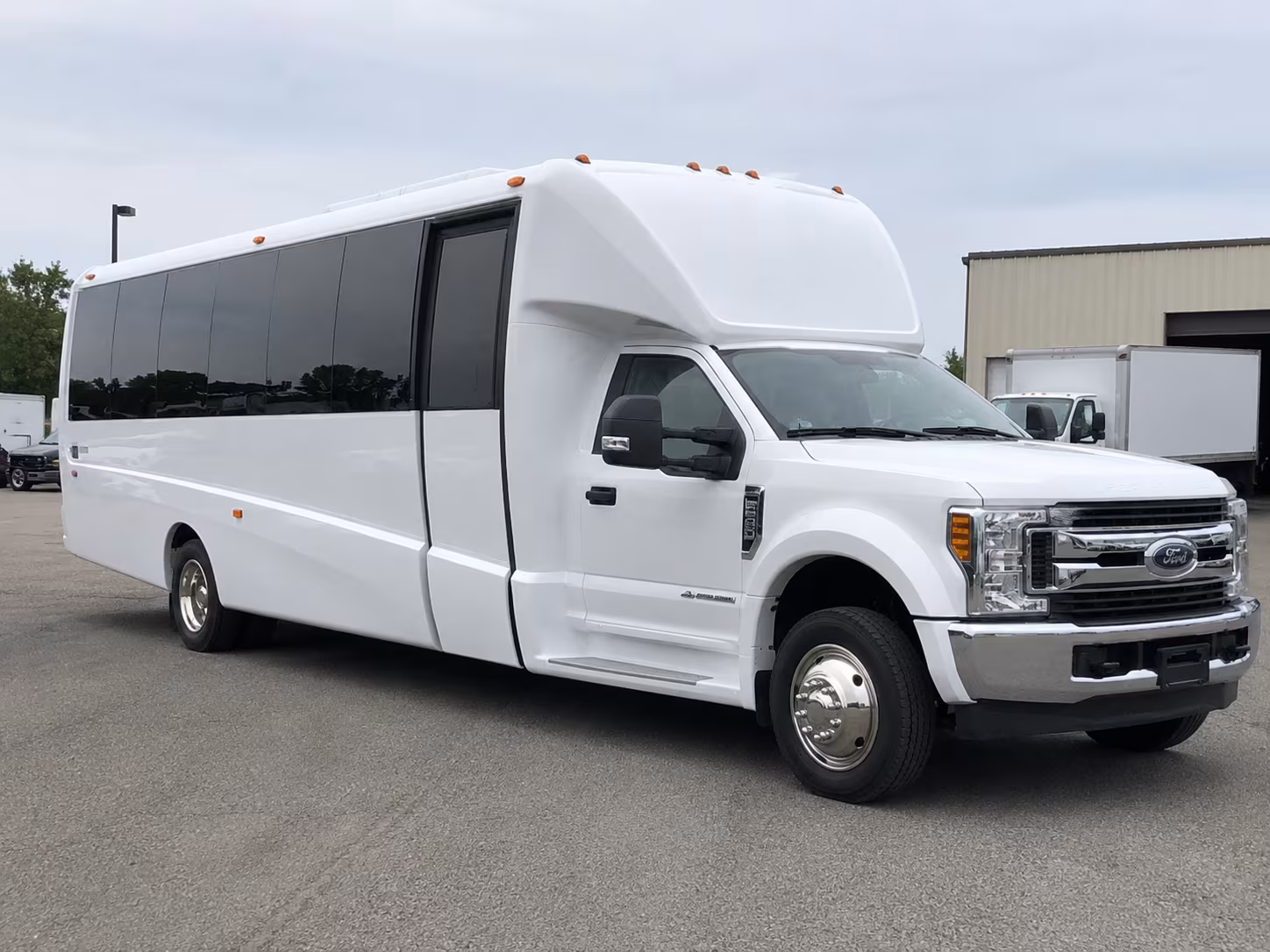 hesperia bus rentals