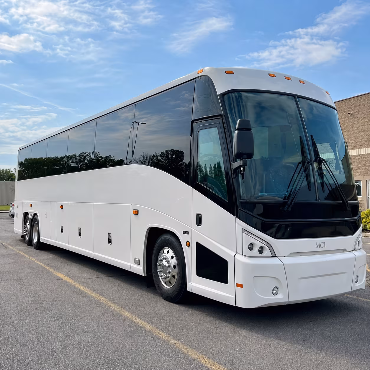 these buses make conference runs to ontario and san bernardino simple